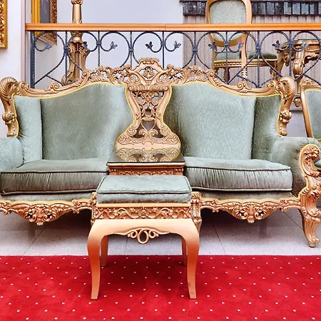 Premier Prezident Garni And Sremski Karlovci