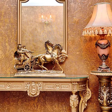 Premier Prezident Garni And