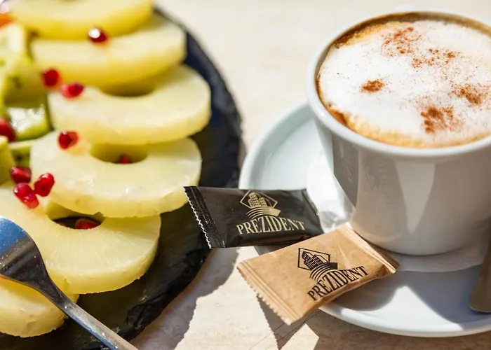 Hotel Premier Prezident Garni And