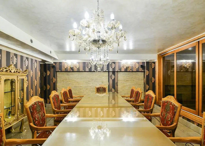 Premier Prezident Garni And Hotel 5*