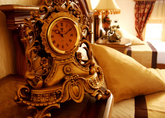 Hotel Premier Prezident Garni And 5*