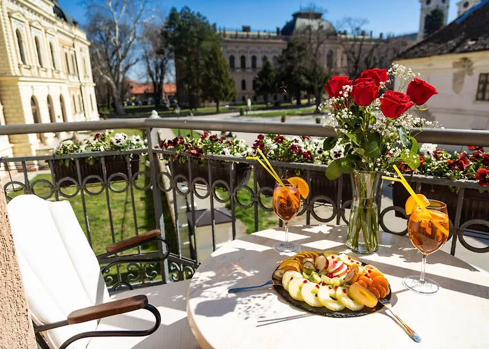 Hotel Premier Prezident Garni And