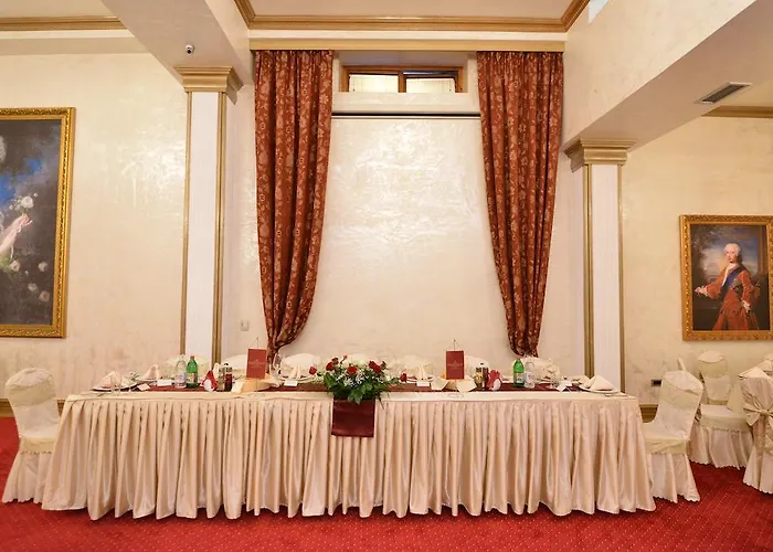 Hotel Premier Prezident Garni And 5*