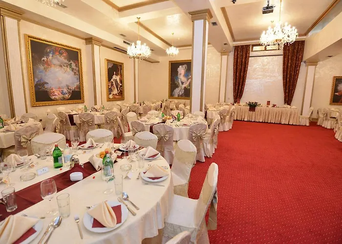 Premier Prezident Garni And 5* Carloviţ